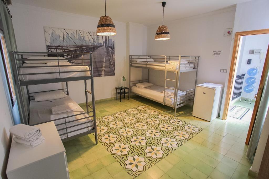 Auberge de jeunesse Bbtk Málaga Extérieur photo
